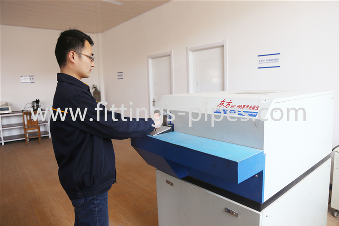Encaixes de tubulação Co. de Hebei Hongcheng, linha de produção 1 da fábrica do Ltd.